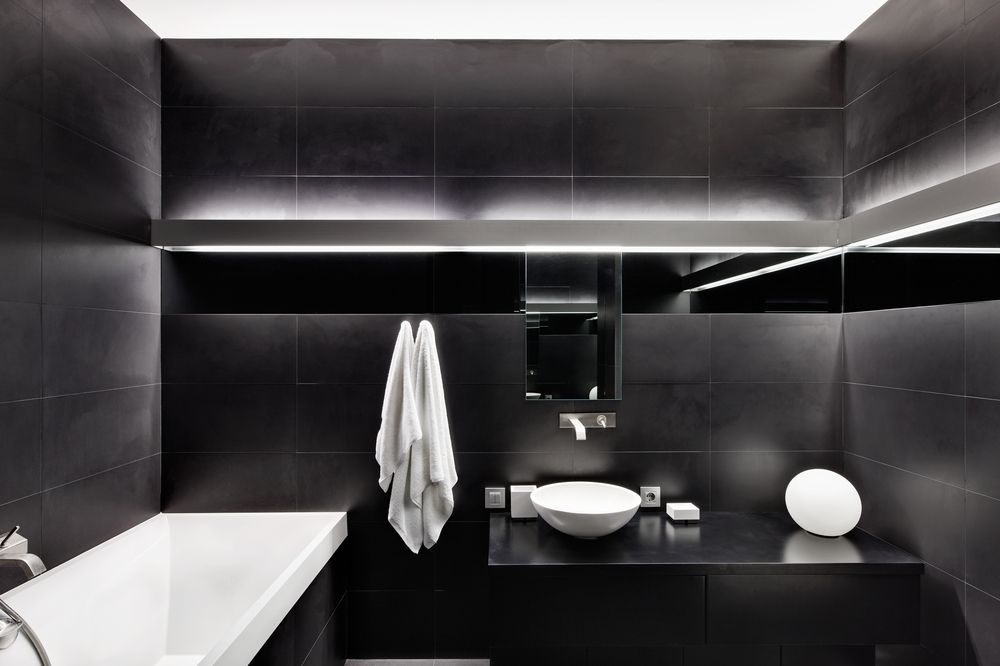 salle de bain noir eclairage