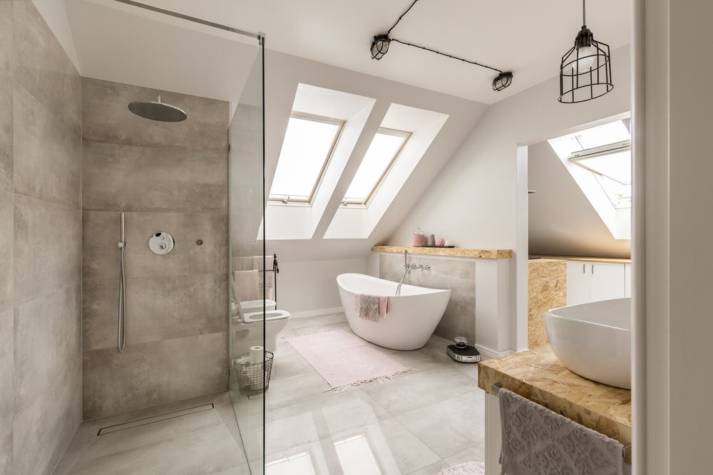 salle-de-bain-petit-espace-minimaliste