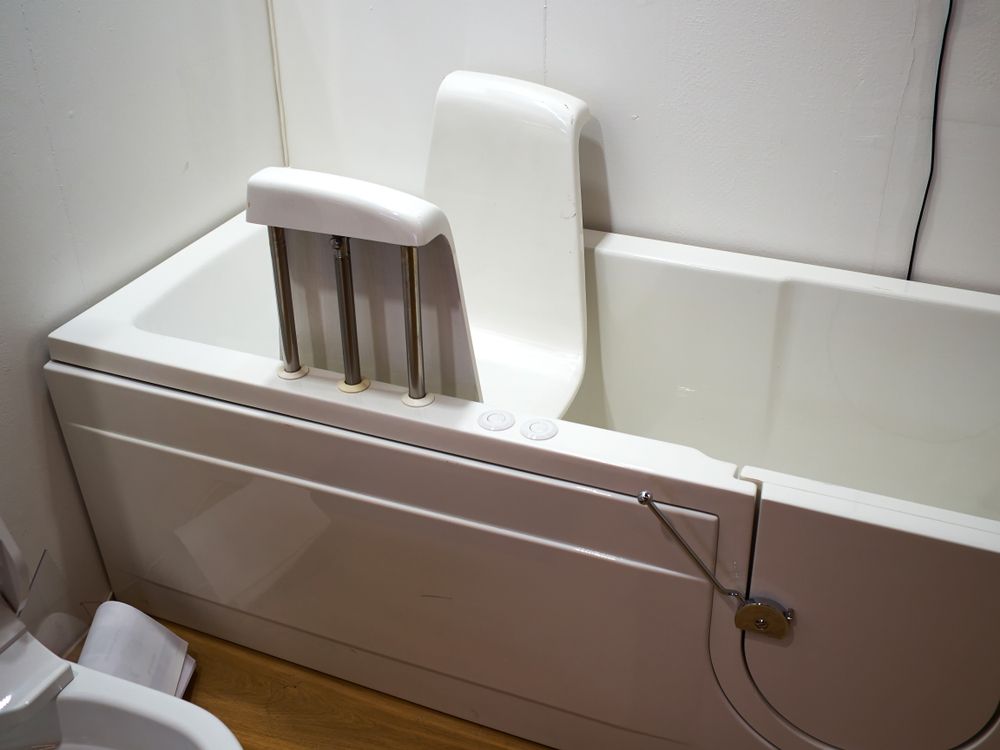 salle-de-bain-pmr-baignoire